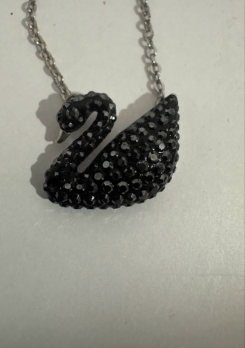 Naszyjnik swarovski black swan