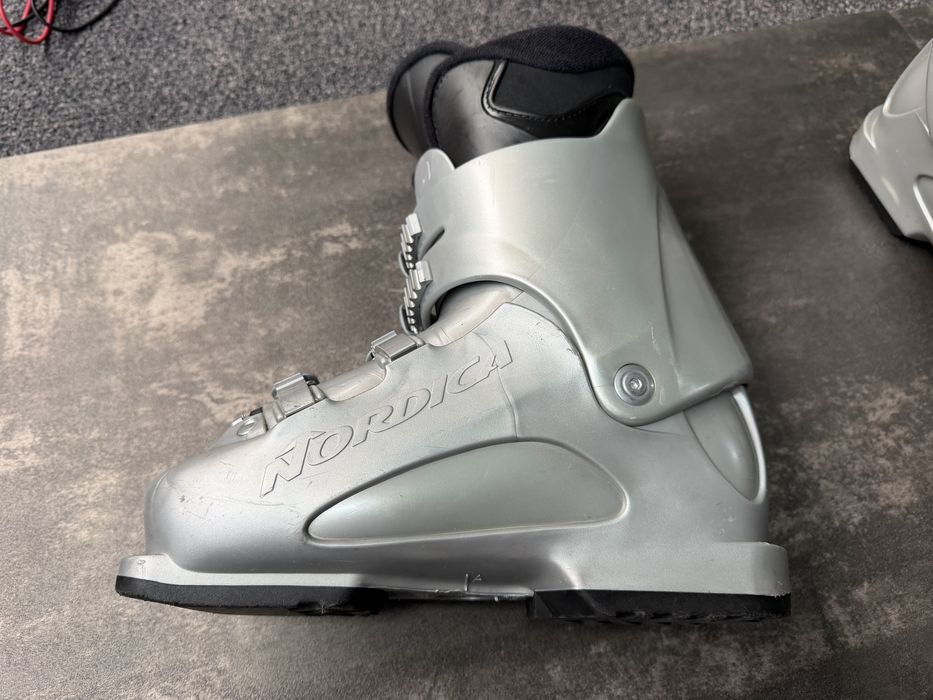 Botas de ski modelo senhora Nordica B5