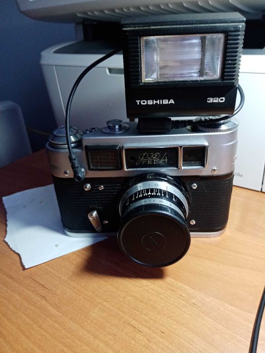 Lampa błyskowa TOSHIBA 320