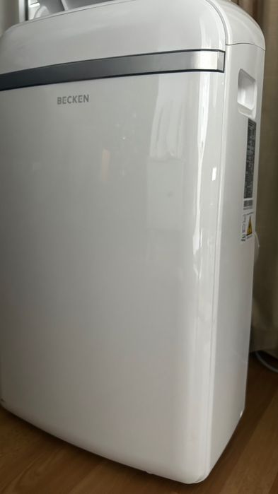 Ac portátil BECKEN BAC4255wh