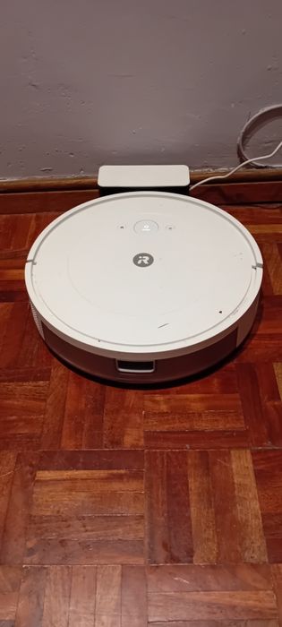 Aspirador/Mopa Roomba Combo Essential