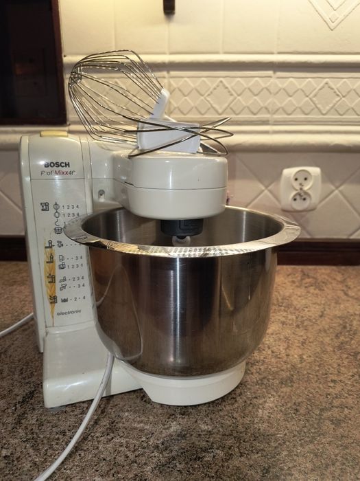 Robot kuchenny mikser planetarny Bosch