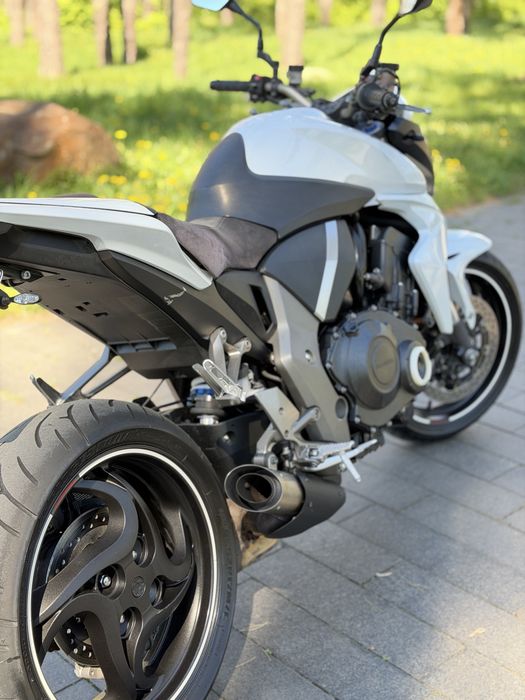 Honda cb1000r 2010