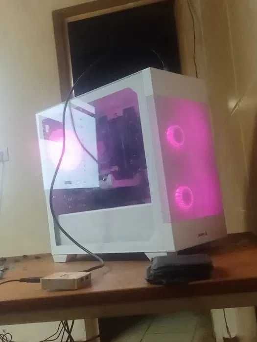 pc gaming top - i5 12400F - RTX 5070