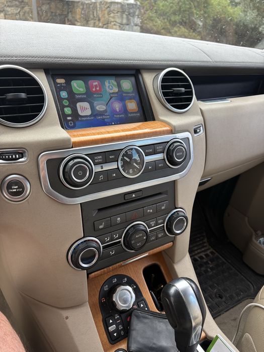 Land Rover Discovery 4