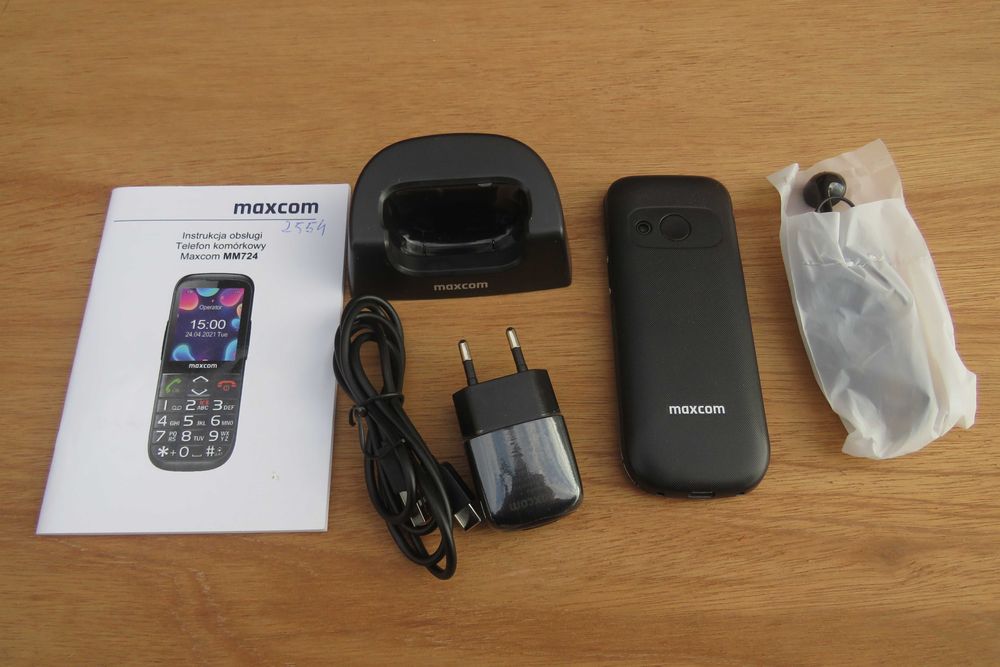Telefon komórkowy MAXCOM MM724 mało używany