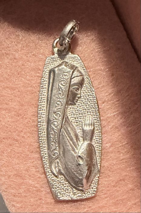Medalha em prata para fio