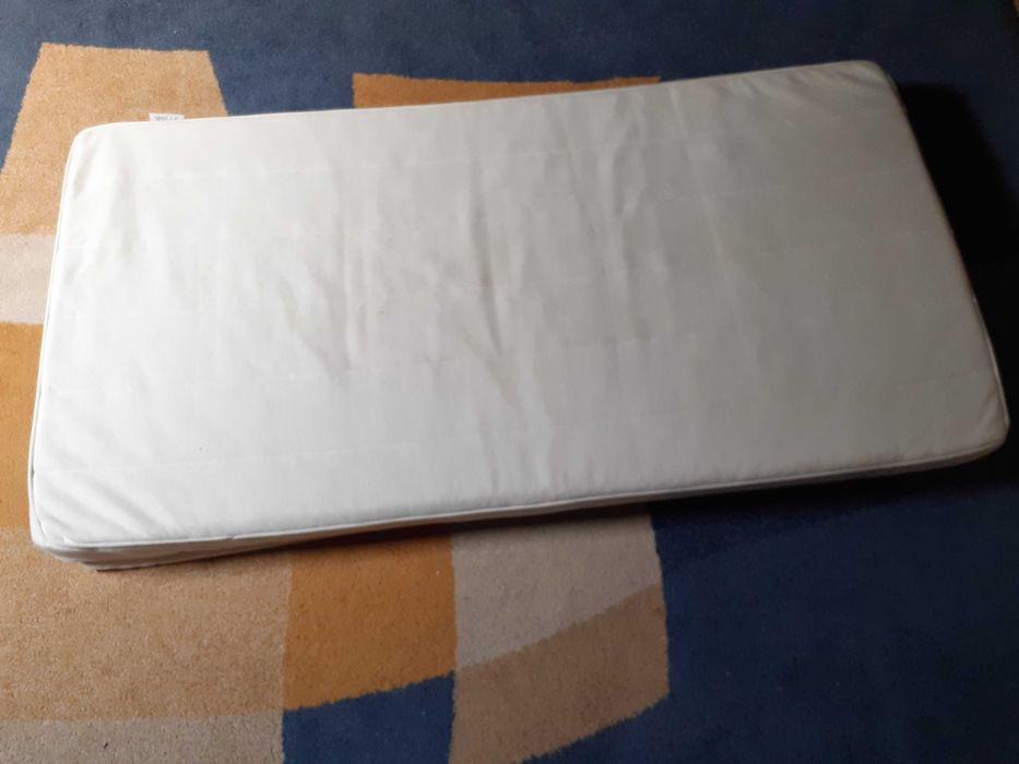 Berço branco completo