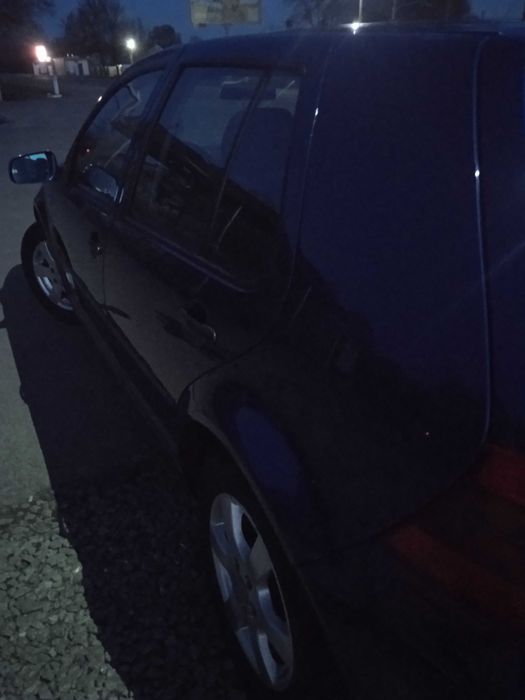 Продам Фольксваген гольф 4.