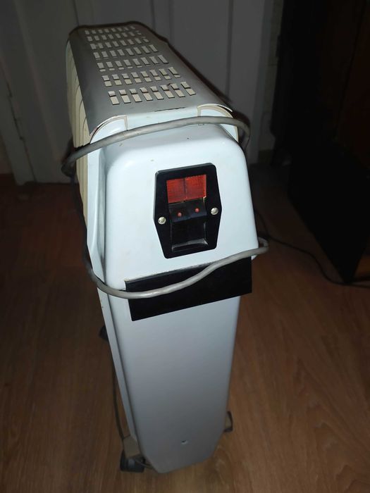 Электрический масляный обогреватель ЭРМС -1.0-220  (1 кВт)