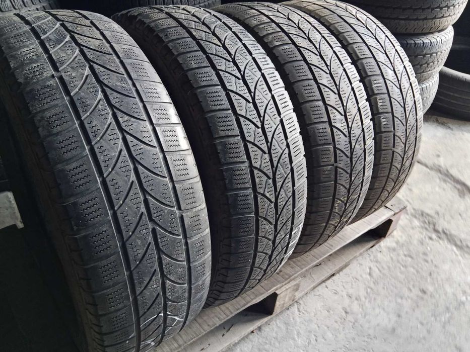 215.65.16c Bridgestone 4шт шини гума склад Харків Шиномантаж з Європи