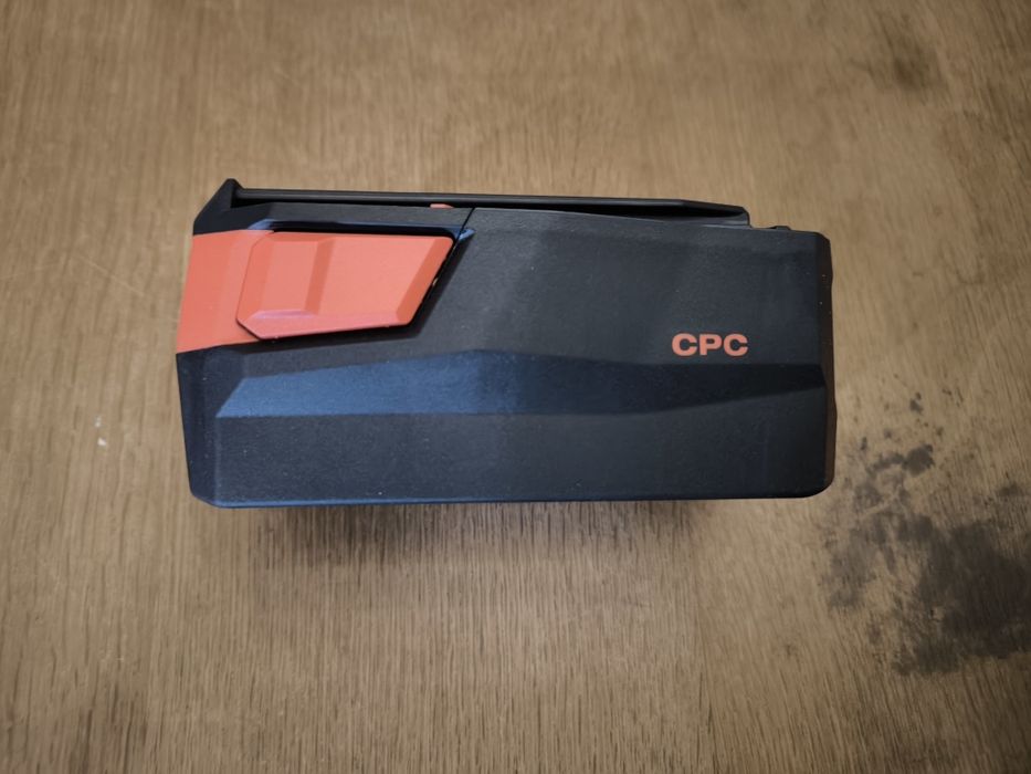 Bateria  Hilti nova