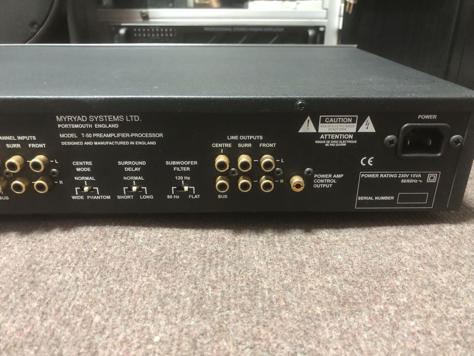 Preamplificador Myryad t50