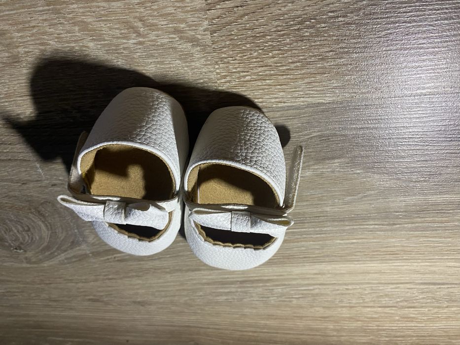 Туфлі святкові білі