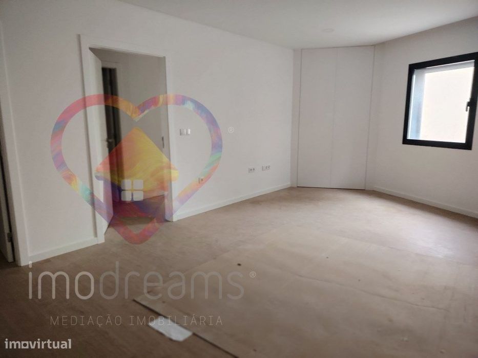 Apartamento T1 c/ Lugar de garagem, Esgueira, Aveiro