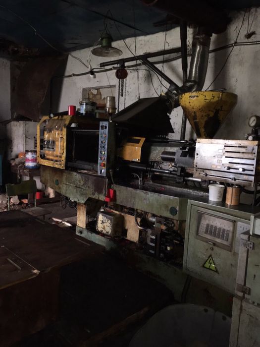 Продам Термопласт автомати ДЕ 125 в-цтво.Хмельницьк 2шт.