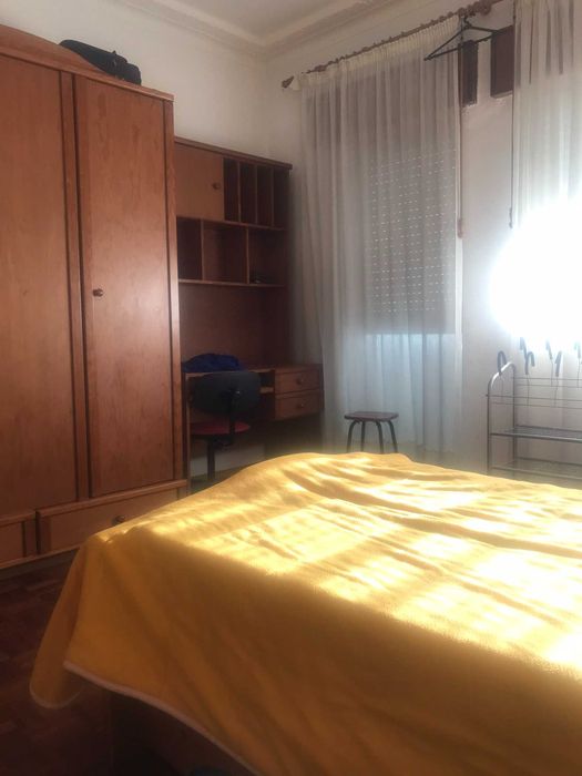 Quarto estudantes M/F