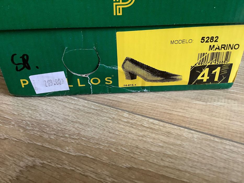 Buty damskie- hiszpańskie czółenka skórzane 40 Pitillos