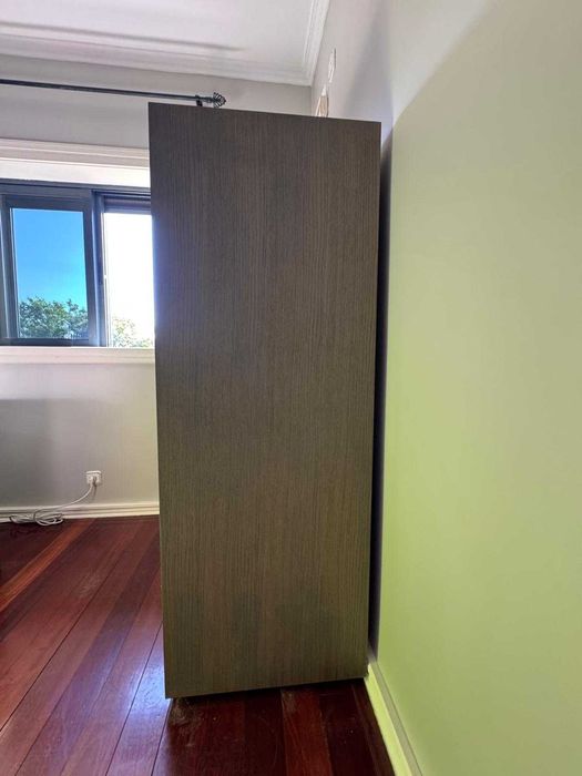 Estante de quarto em carvalho