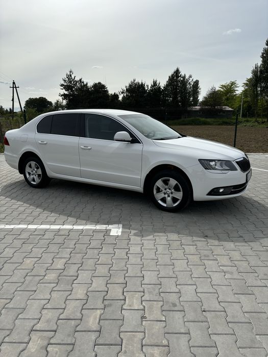 Skoda Superb  Tsi