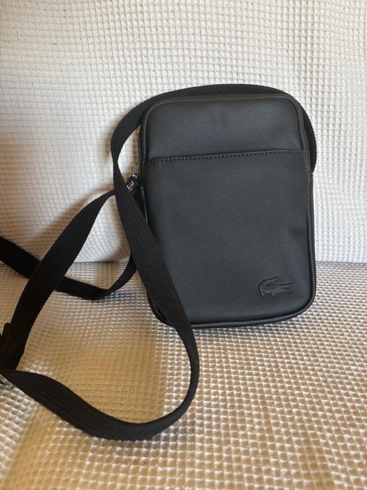 Bolsa lacoste tiracolo