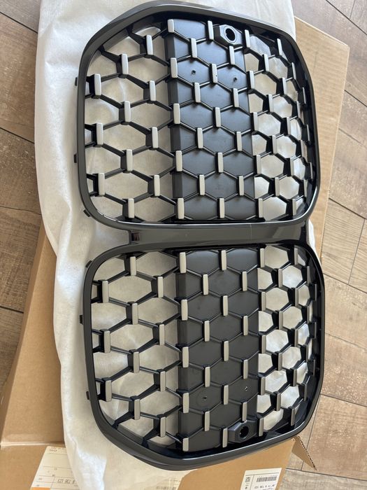 Grelha frontal BMW serie 4 2023