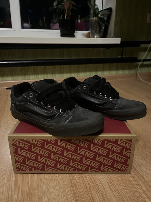 оригінал!!!  vans knu skool.