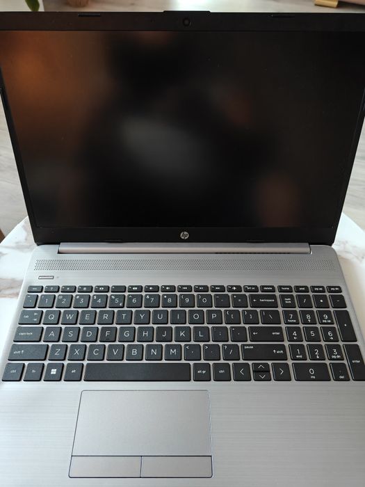 Laptop HP GO Nowy