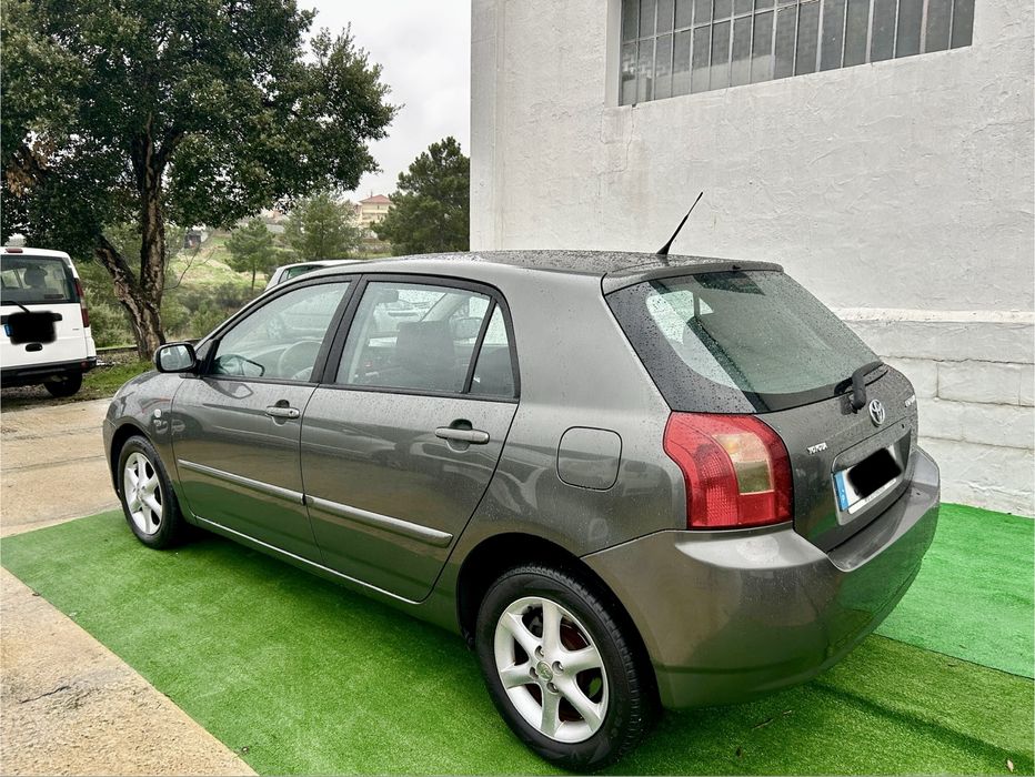 Toyota Corolla 1.4 Vvti Sol