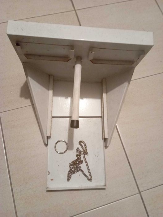 Poleiro para Caturra