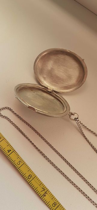 Wisiorek-sekretnik z łańcuszkiem 68 cm srebro 925.