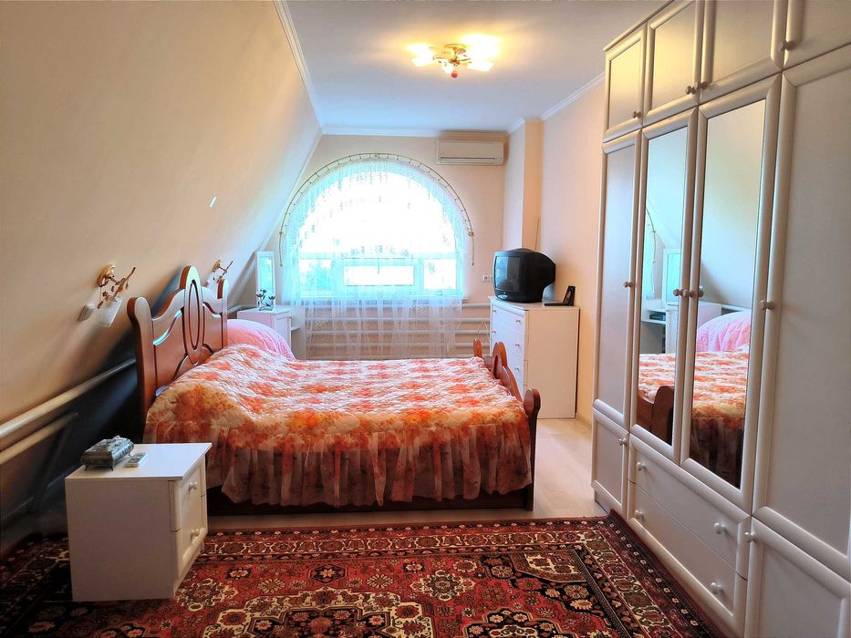 Продам ЧЕТЫРЕ таунхауса, Одесса, море 7-мь мин. пешком 10-ст.Б.Фонтана