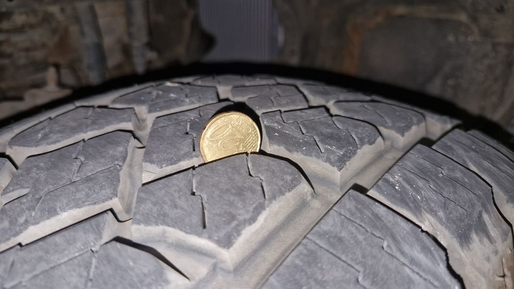 Pneus 31x10.5 r15 negociável