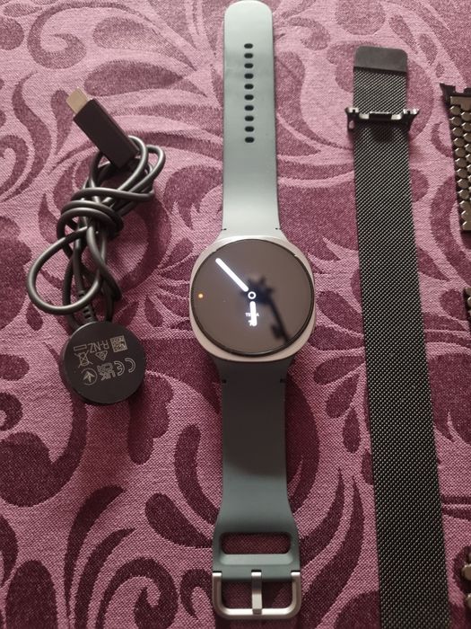 Samsung watch 8 + 1 Bracelete oficial + 3 braceletes extra - Garantia até 2029