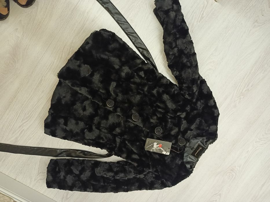 Kurtka futerko z paskiem