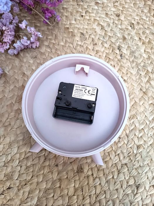 Relógio de Mesa Rosa Claro