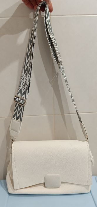 Жіноча сумочка крос боді