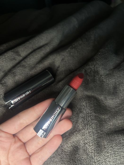 Givenchy Le Rouge Interdit 227