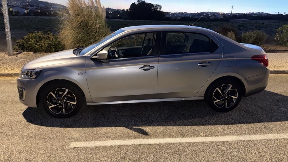 Citroën C-Elysée 1.2 Gasolina | 2018 | 55.700km | Odivelas •
