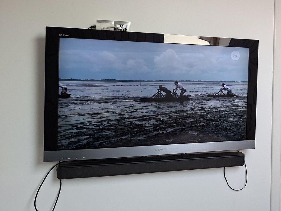 SONY 40" model KDL-40EX500