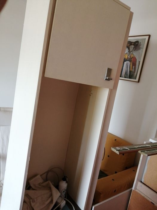 Móvel usado em bom estado