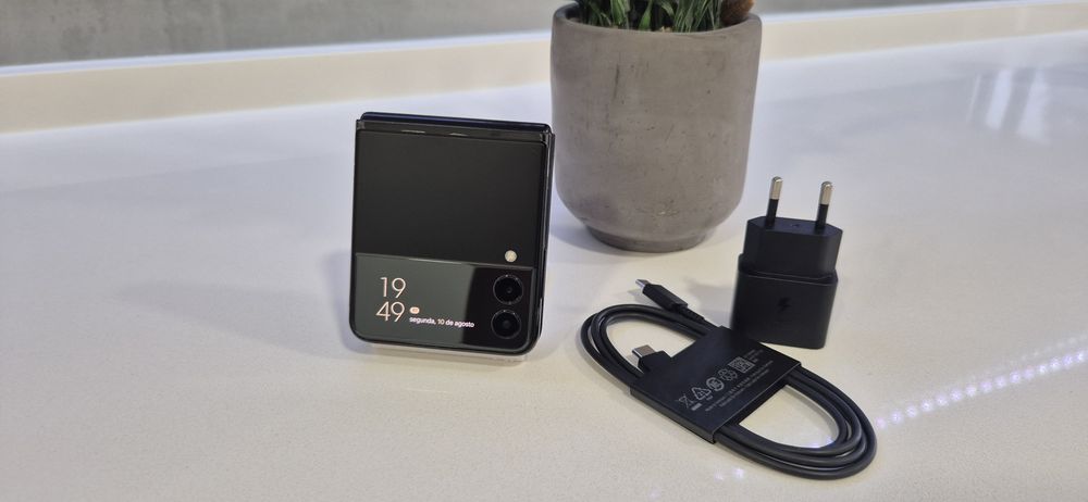 Samsung Zflip 3 SM-F711B