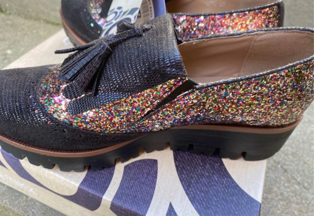 Sapatos mulher novos