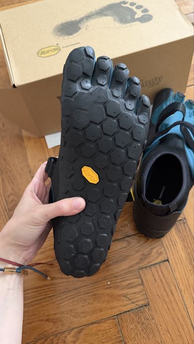 Vibram FiveFingers V-Run r. 45 NOWE z metkami