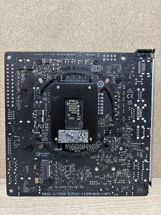 Asus ROG Strix B760-I + i7-12700E