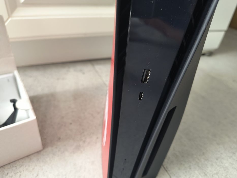 Konsola PlayStation 5 Limited Edition Spiderman