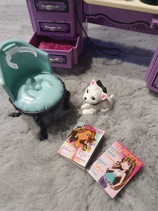 Toaletka MyScene Barbie Fryzjer