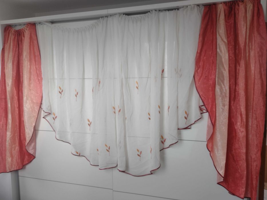 Firana na okno salon