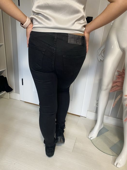 Czarne spodnie jeansowe Tiger 30/32 rurki