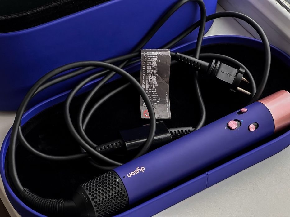 Dyson Airwrap Multi-Styler Complete Long + travel case